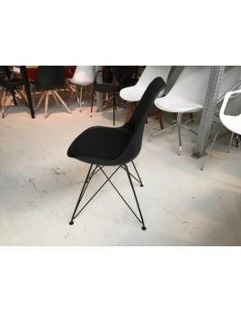 Design Stuhl, Stuhl gepolstert mit Metallgestell schwarz