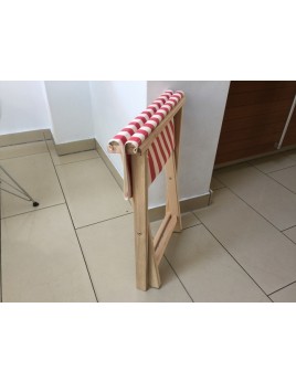 Hocker aufklappbar, Hocker aus Stoff und Holz, Farbe rot-weiß