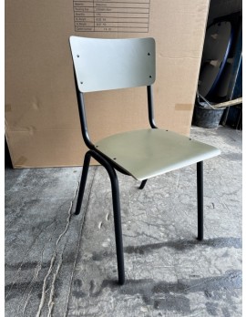 Stuhl olivgrün/schwarz, Metallbeine, HPL