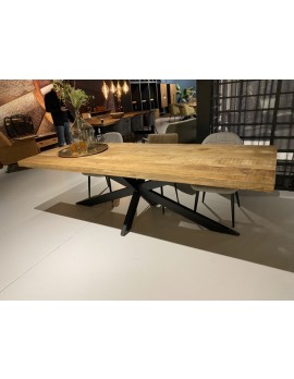 Esstisch Metallgestell, Tisch Holz-Tischplatte schwarzes Metallgestell, Breite 240 cm