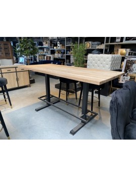 Bartisch Industriedesign, Bartisch Metallgestell, Bartisch Eiche Tischplatte,  Länge 220 cm